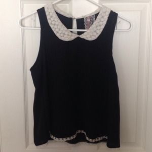Black and white pilgrim collared blouse