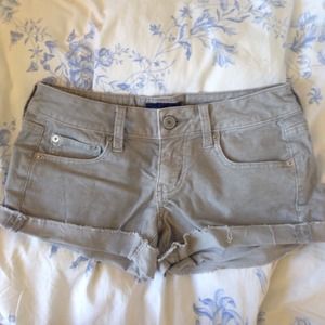 American Eagle gray corduroy shorts