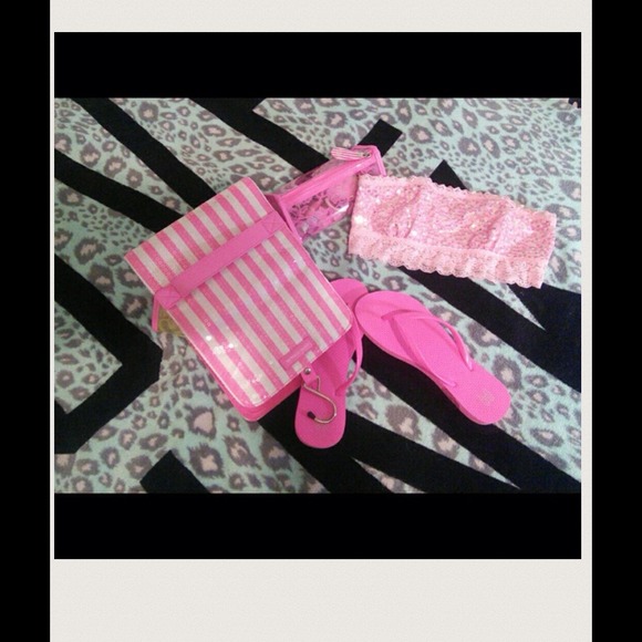 SOLD 🆚Baby Pink Bling Bralette - Picture 3 of 3