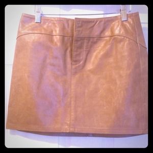 Gorgeous GAP caramel leather mini skirt Sz 4.