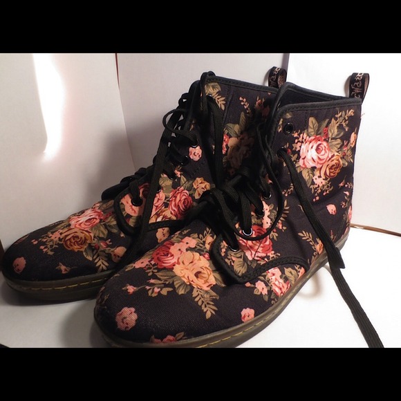 Dr. Martens 1460 Fashion Sneakers