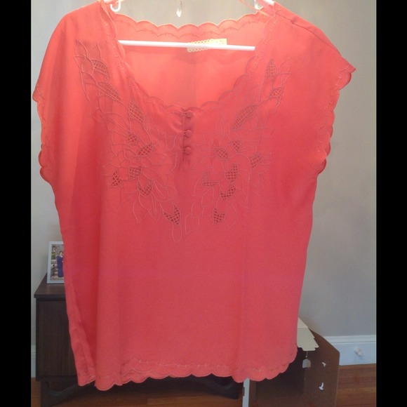 Coral Pins & Needles Shirt. Size M