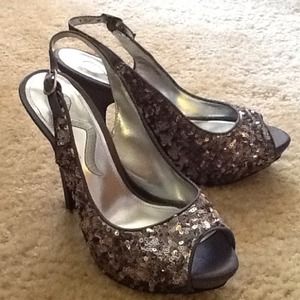 *SOLD*Nina silver sequin heels