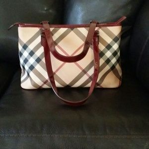 SOLD!! Burberry regent tote