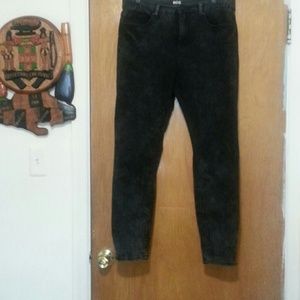 Black high wasted pants