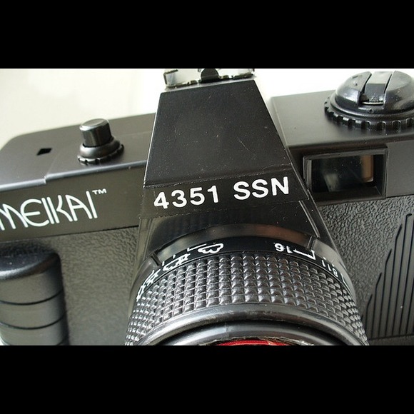 Vintage mekai film camera! - Picture 4 of 4