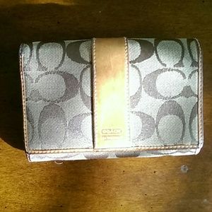Coach Bags - Signature Coach Wallet Coach Bags - Signature Coach Wallet