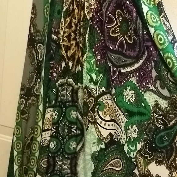 Iman Global Chic Perfectly Paisley Halter Maxi - Picture 3 of 3