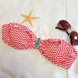 NWT Chevron Bandeau Bikini Top