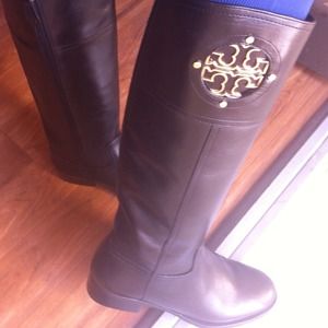 Tory Burch Kiernan riding boot!
