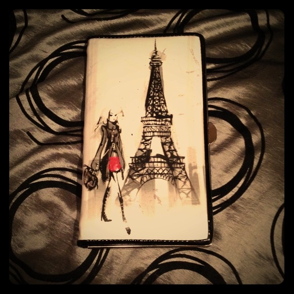 Girl in Paris wallet