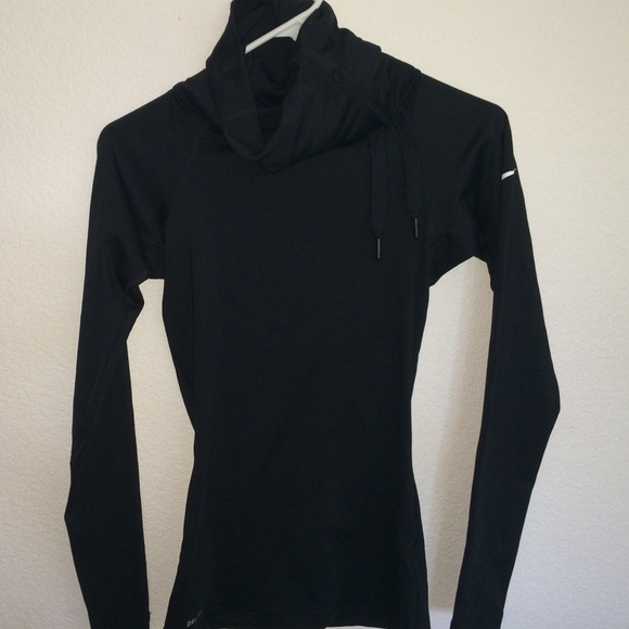 Nike drift running top