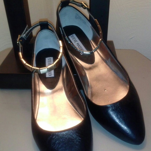Steve Madden Ankle Strap Flats