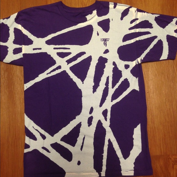 Skateboard t shirts lot of 3!