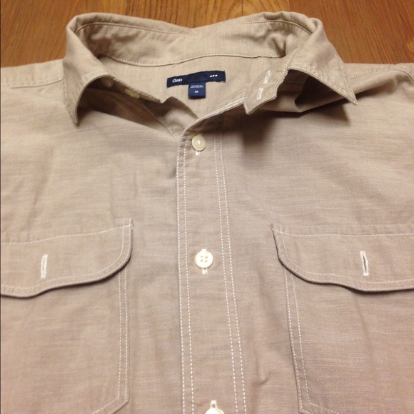 Gap button down - Picture 2 of 3