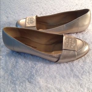 Dana Buchman shoes was $19