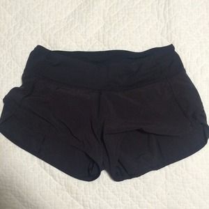 Lululemon black speed short LIKE NEW