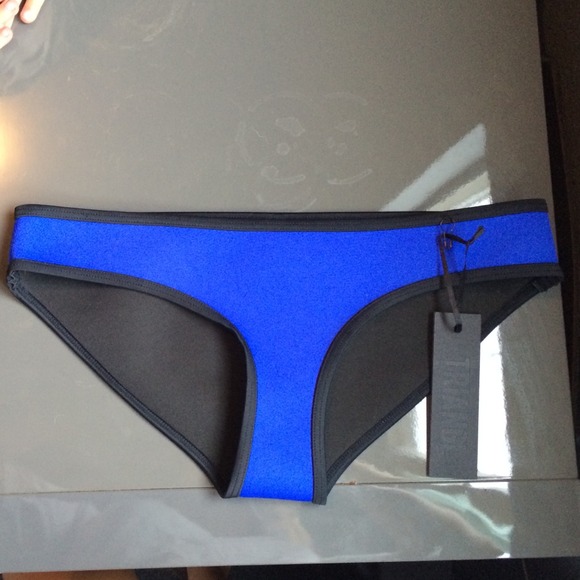Malibu Blue Triangl bottoms