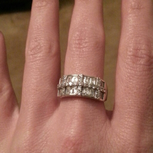 Beautiful CZ Sterling Silver Ring
