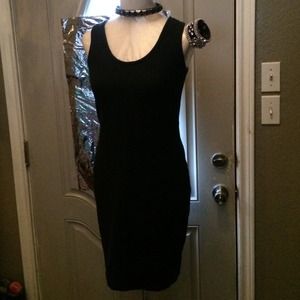 Cute Black Stretch BodyCon Dress!