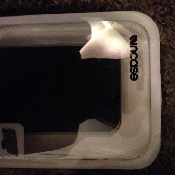 Incase iPhone 4 black case