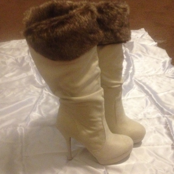 High Heeled Boots