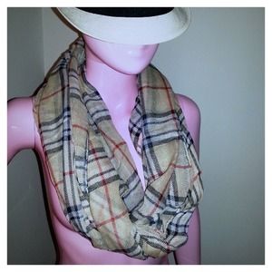 Plaid Lightweight Scarf