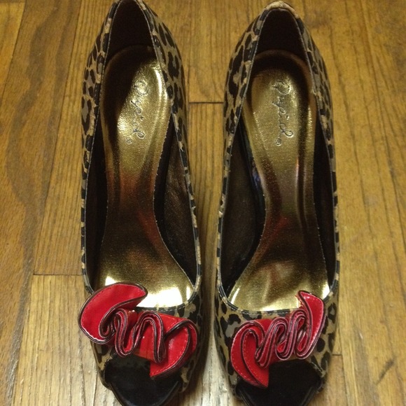 Leopard print pumps - Picture 3 of 3