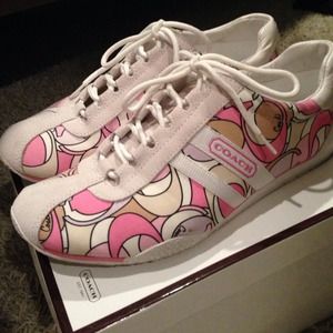 Coach shoes size 7
