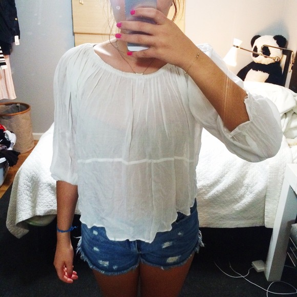 NWOT Gypsy Junkies white peasant top