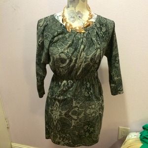 Forever21 paisley dress. Worn once.