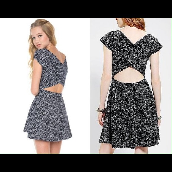 Brandy Melville Flowed Dress