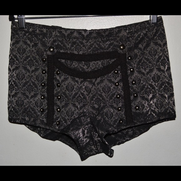 Dressy High waisted shorts - Picture 1 of 3
