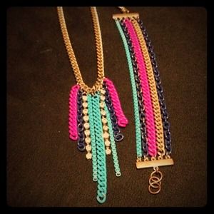 Nine West necklace and matching bracelet