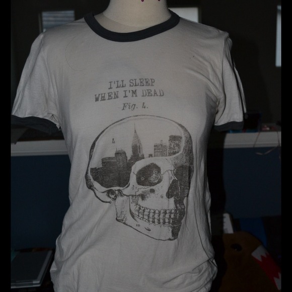 💀Brandy Melville Graphic Tee▪️