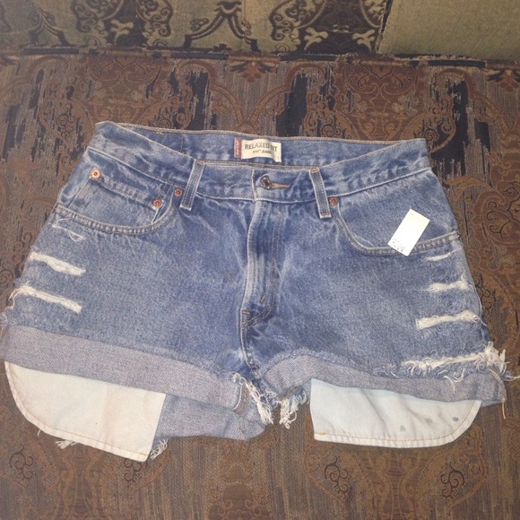 High waist ripped shorts