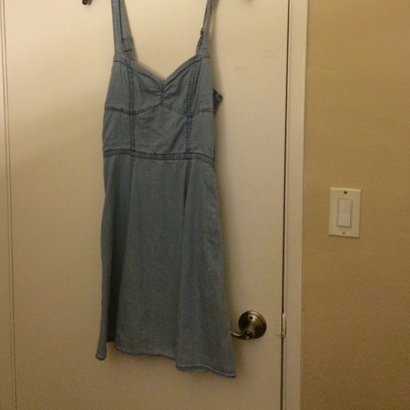 Dress - Picture 1 of 1