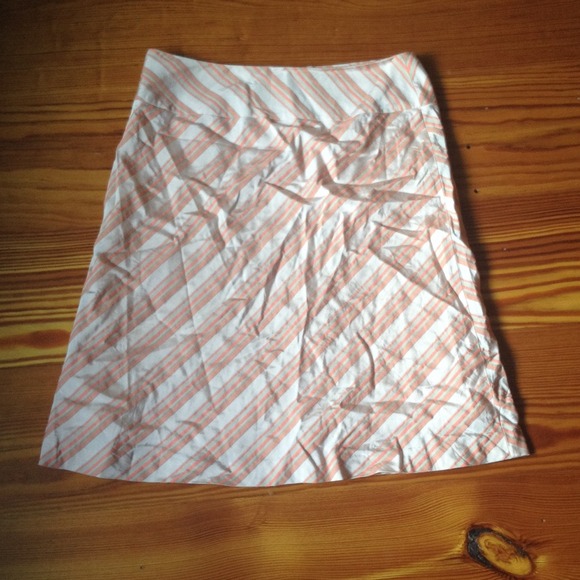 Banana republic skirt - Picture 2 of 2