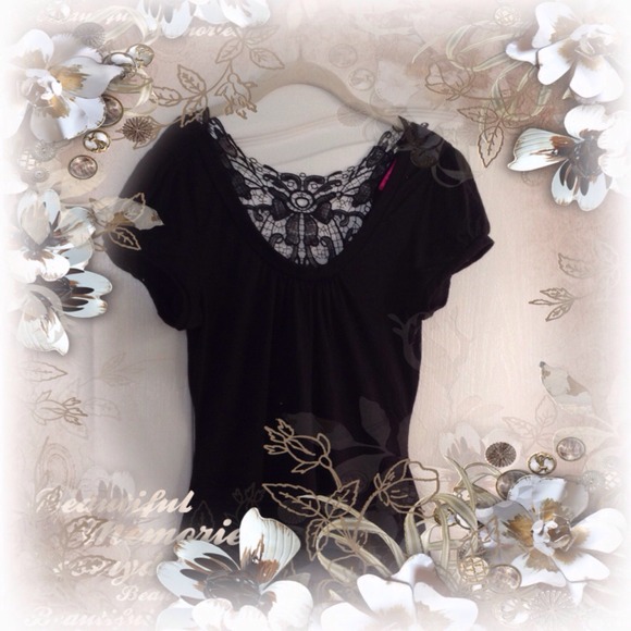 ALMOST FAMOUS....LACE BACK BEAUTIFUL