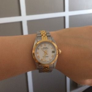 Two tone midsize watch