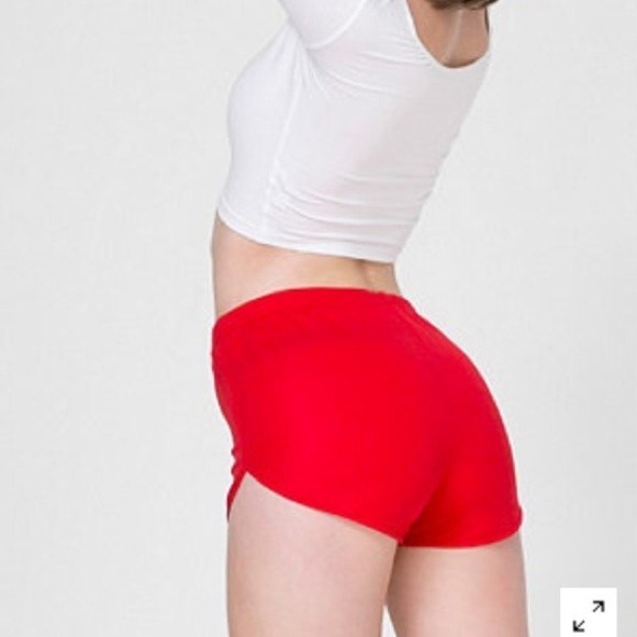 Micro-Poly Shorts in poppy (red)