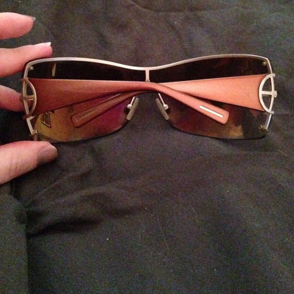 Hugo Boss sunglasses brown and gold main image 4