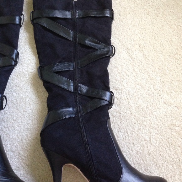 ππREDUCEDππBlack below the knee boot - Picture 4 of 4