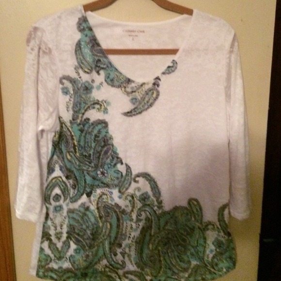 A gorgeous shirt NWOT!!!! NEVER WORN! - Picture 2 of 4