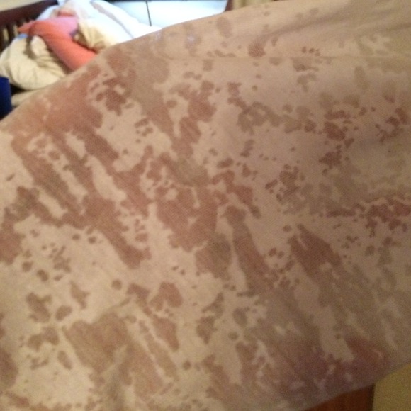 A gorgeous shirt NWOT!!!! NEVER WORN! - Picture 3 of 4