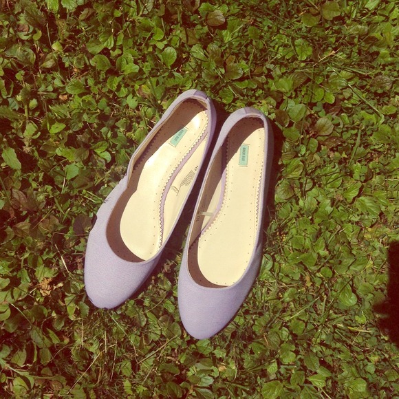 Lavendar Flats - Picture 1 of 3