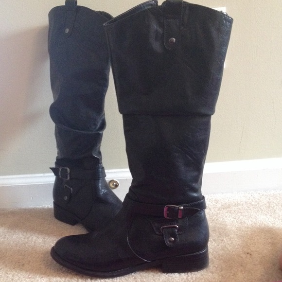 SOLD - Picture 2 of 2