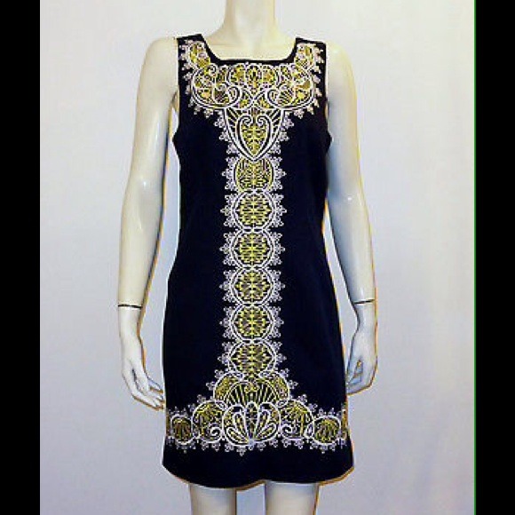 Delia Embroidered Shift Dress sz 0