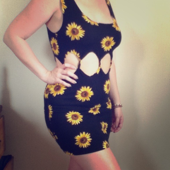 Daisy dress