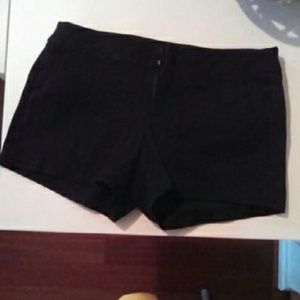 *SOLD in bundle* Old Navy black shorts